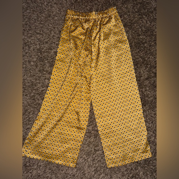 Zara Polka Dot Pants - Picture 5 of 6